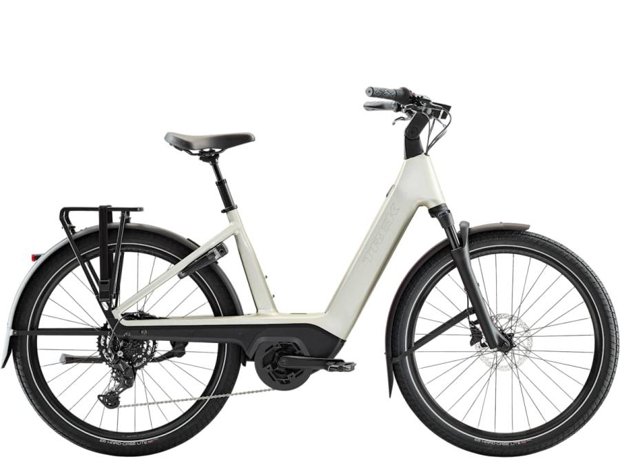 Trek Charter+ 4 R9 800 Wh Lowstep